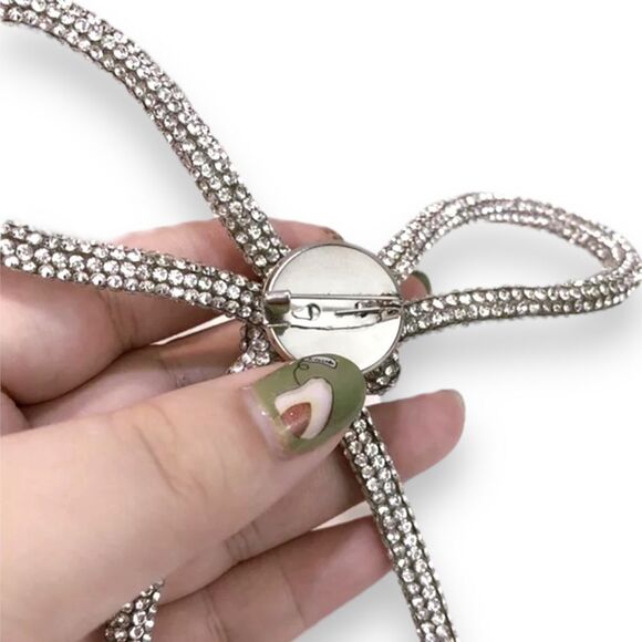 Long Rope Sparkle Crystal Bow Brooches, Lapel Pin or Hair Accessories NEW - Picture 5 of 5